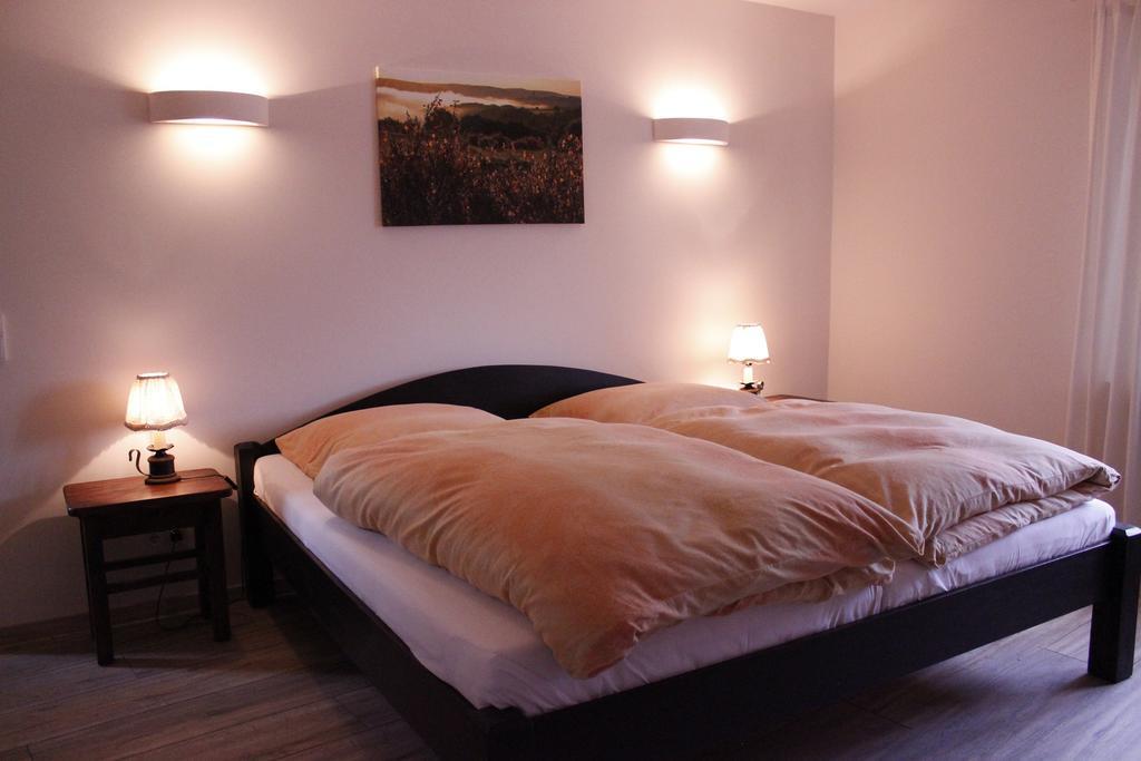 Ferienwohnung Laumen Хаймбах Екстериор снимка