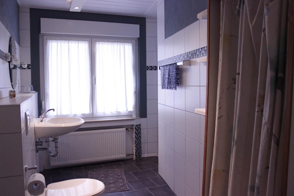 Ferienwohnung Laumen Хаймбах Екстериор снимка